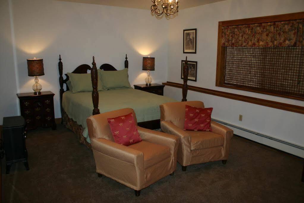 אנקורג' Maria'S Creekside B&B מראה חיצוני תמונה